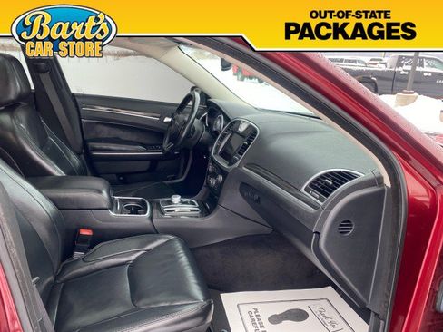 Used 2016 Chrysler 300 Limited RWD image 15