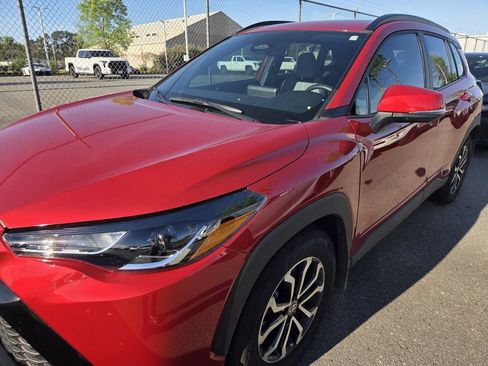 Used 2023 Toyota Corolla Cross SE w/ Moonroof Package image 10