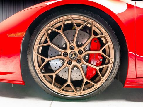 Used 2023 Lamborghini Huracan EVO AWD/4WD image 27