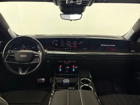 Used 2025 Cadillac Escalade V AWD/4WD image 33