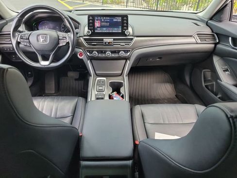 Used 2021 Honda Accord Touring image 15