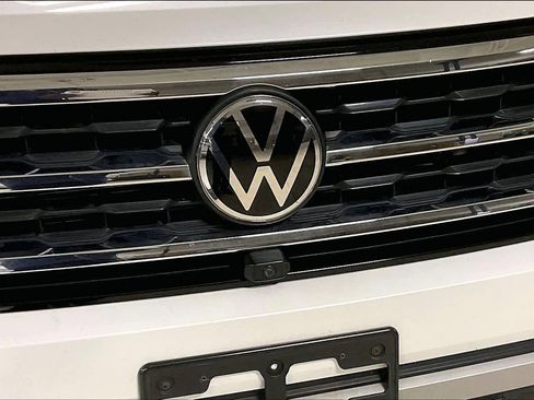 Used 2021 Volkswagen Atlas SEL Premium image 31