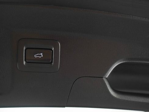 Used 2023 MAZDA CX-9 Touring Plus image 15