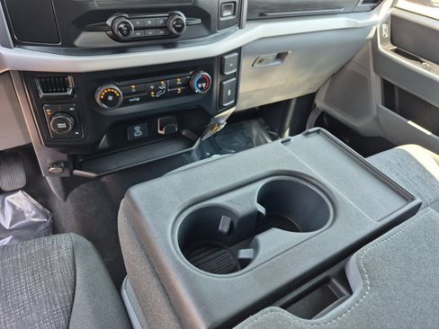 Used 2023 Ford F150 XLT AWD/4WD image 12