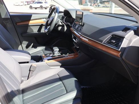 Used 2023 Audi Q5 2.0T Premium Plus w/ Premium Plus Package image 8