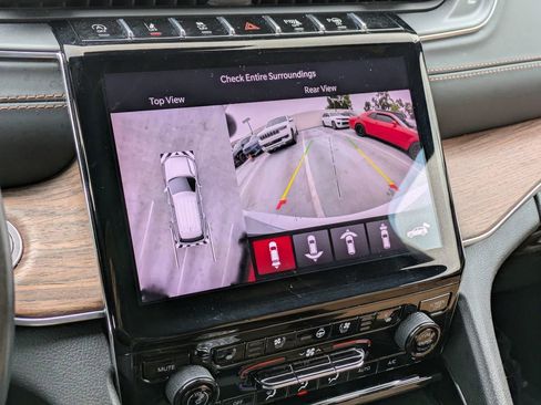 Certified 2022 Jeep Grand Cherokee L Summit w/ Advanced Protech Group IV image 19