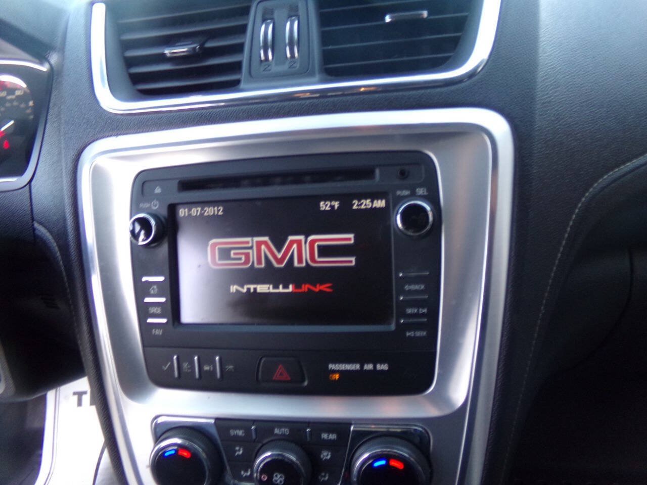 Used 2014 GMC Acadia SLT AWD/4WD image 26
