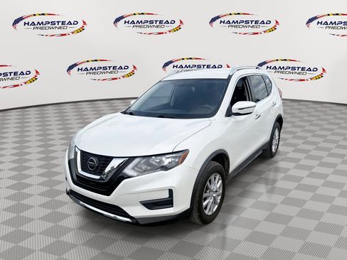 Used 2018 Nissan Rogue SV AWD/4WD image 1