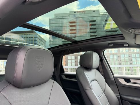 New 2026 Porsche Cayenne S AWD/4WD image 14