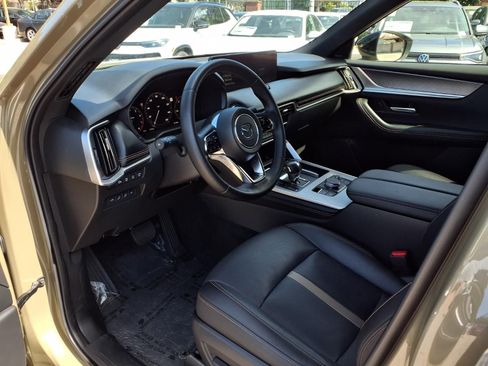 Certified 2025 MAZDA CX-70 3.3 Turbo w/ Premium Plus Pkg image 16