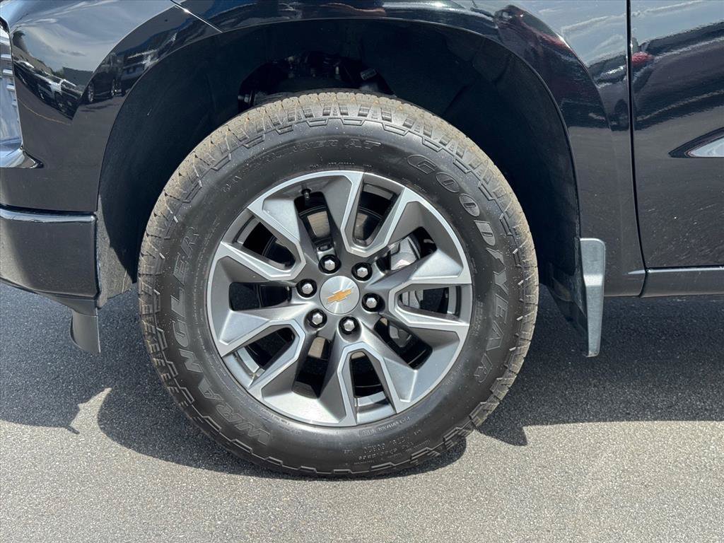 Used 2024 Chevrolet Silverado 1500 RST w/ All Star Edition Plus AWD/4WD image 9