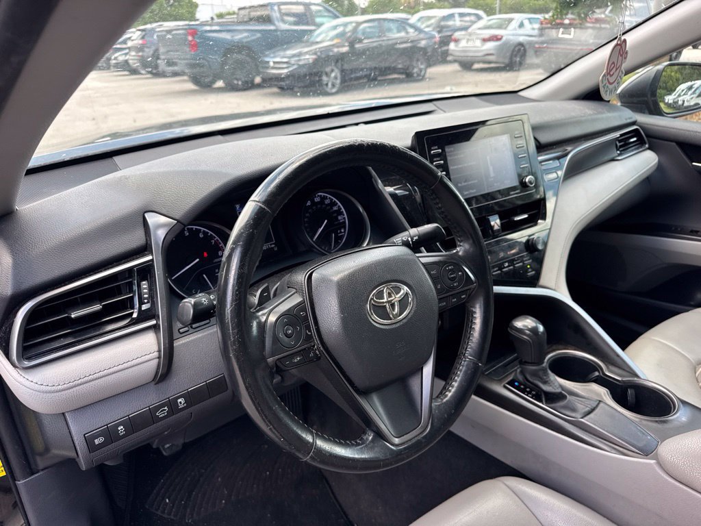 Used 2021 Toyota Camry SE FWD image 9