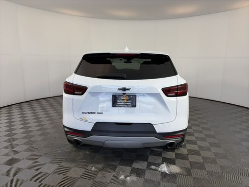 Used 2023 Chevrolet Blazer LT image 9