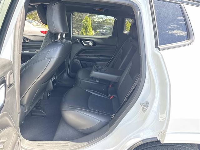 Used 2022 Jeep Compass High Altitude AWD/4WD image 8