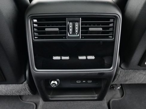 Certified 2026 Porsche Cayenne S w/ Premium Package Plus AWD/4WD image 8