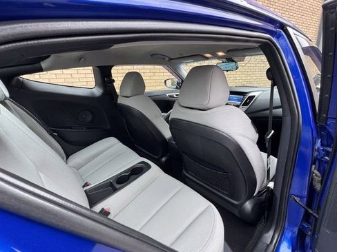 Used 2012 Hyundai Veloster image 14