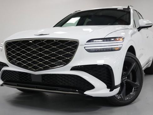New 2026 Genesis GV70 2.5T Sport Prestige w/ G1 Accessory Package AWD/4WD image 7