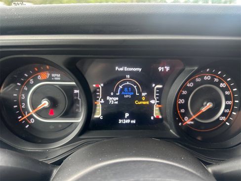 Used 2024 Jeep Wrangler Unlimited Rubicon image 18