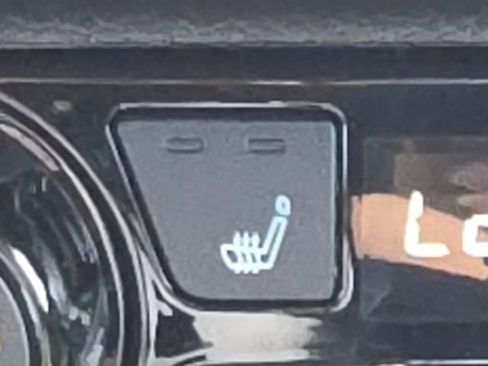 New 2026 Nissan Kicks SV w/ SV Premium Package image 6