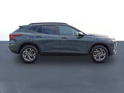 New 2026 Chevrolet Trax LT w/ LT Convenience Package image 4