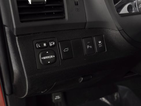 Used 2015 Toyota Venza Limited image 33