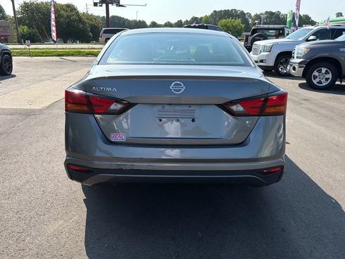 Used 2021 Nissan Altima 2.5 S FWD image 3