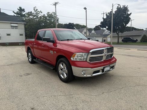 Used 2019 RAM 1500 Big Horn AWD/4WD image 1