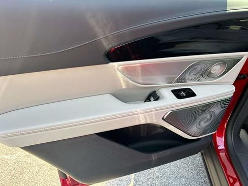 New 2026 Lincoln Nautilus Reserve AWD/4WD image 18