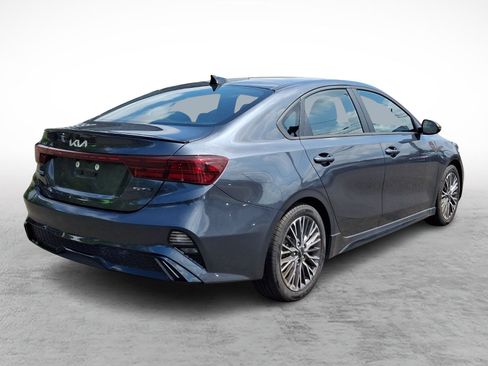Used 2022 Kia Forte GT-Line w/ GT-Line Premium Package FWD image 6