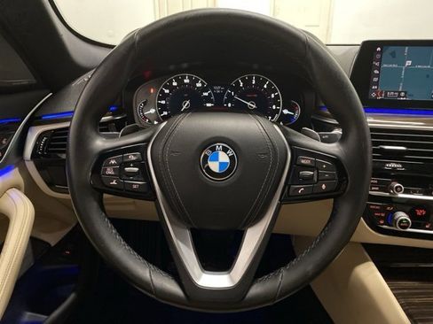 Used 2019 BMW 540i image 10