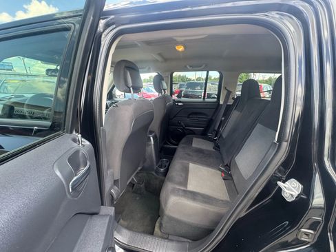 Used 2016 Jeep Patriot Sport image 12