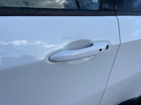 New 2025 Jeep Compass Latitude w/ Sun & Sound Group image 20