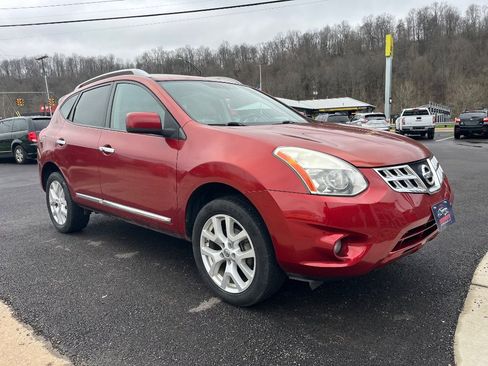 Used 2011 Nissan Rogue SV w/ SL Pkg image 3