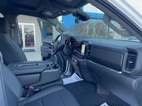 Used 2022 Chevrolet Silverado 1500 LT image 16