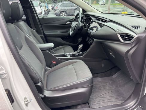 Used 2021 Buick Encore GX Select w/ Experience Buick Package AWD/4WD image 11