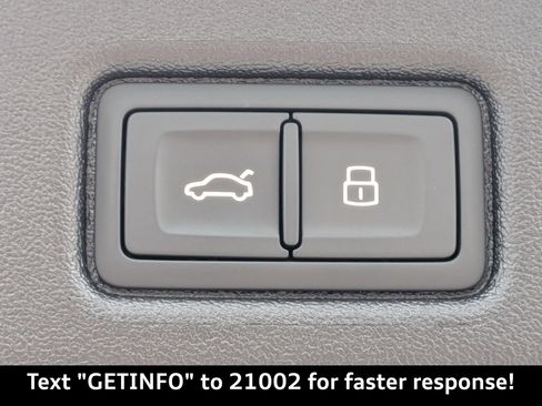 Certified 2025 Audi Q5 Premium Plus image 18