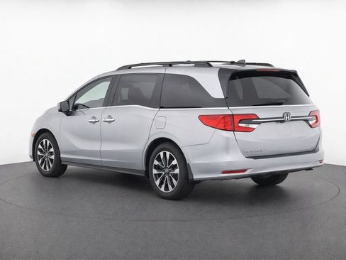 Used 2024 Honda Odyssey EX-L image 3