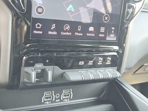 New 2026 RAM 3500 Big Horn AWD/4WD image 29
