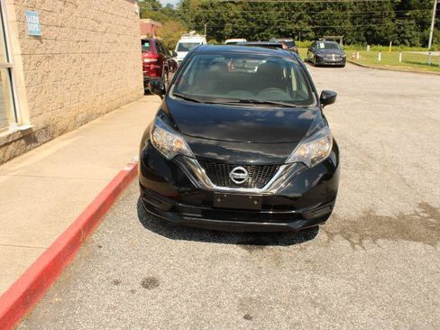 Used 2019 Nissan Versa Note SV FWD image 2