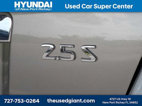 Used 2011 Nissan Altima 2.5 S FWD image 12
