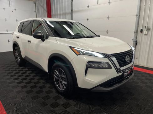 Used 2023 Nissan Rogue S FWD image 5