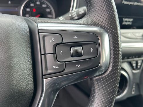 Used 2025 Chevrolet Blazer LT image 24