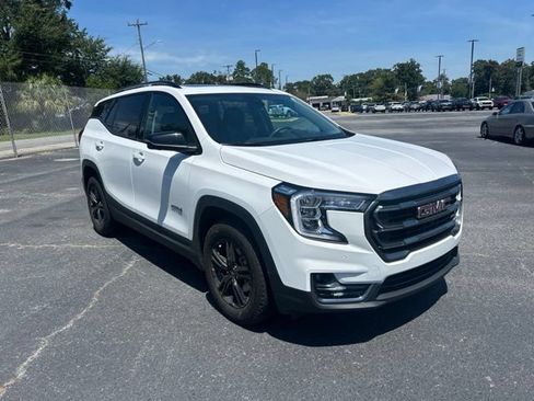 Used 2024 GMC Terrain AT4 w/ Tech Package AWD/4WD image 6