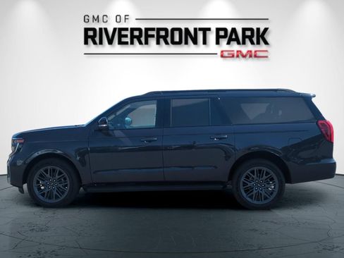 Used 2026 Ford Expedition Max Platinum w/ Stealth Appearance Package AWD/4WD image 6