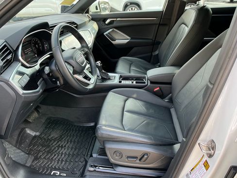 Used 2024 Audi Q3 2.0T Premium Plus w/ Premium Plus Package image 9