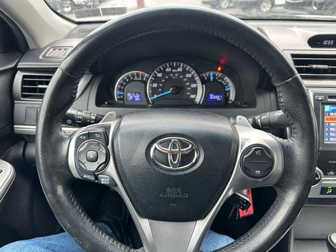Used 2013 Toyota Camry SE image 17