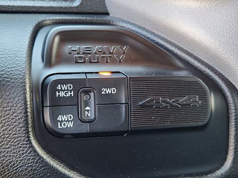 Used 2024 RAM 2500 Big Horn AWD/4WD image 22