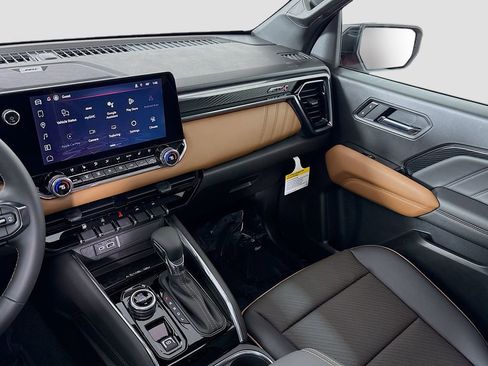 New 2026 GMC Canyon AT4 w/ Technology Plus Package image 24