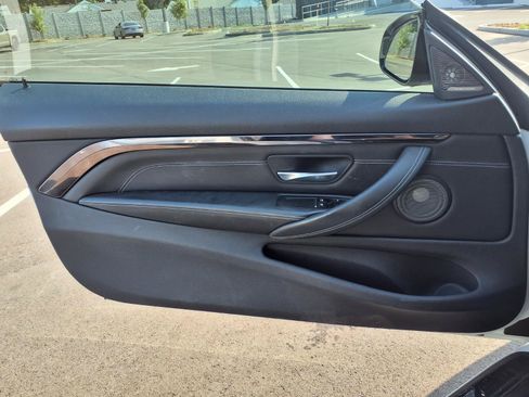 Used 2018 BMW M4 Coupe RWD image 17