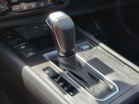 New 2026 Nissan Kicks SV w/ Charging Package FWD image 17